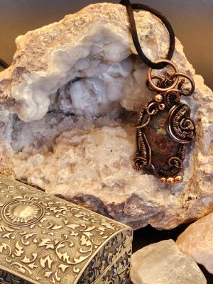 Kashgar Garnet Oxidized Wire Wrap